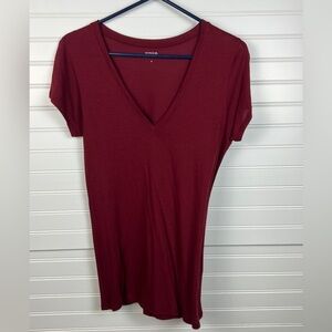 Vince Women's Deep Red V-Neck Tee